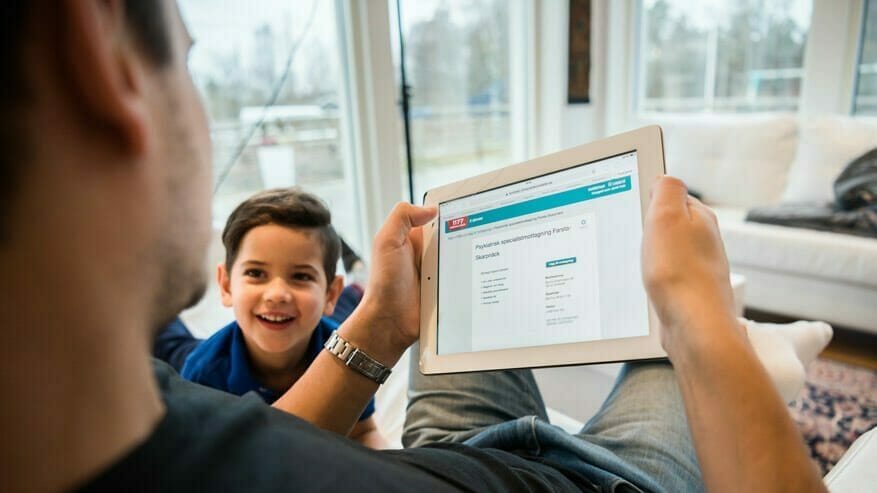 En person förnyar sitt recept via webben