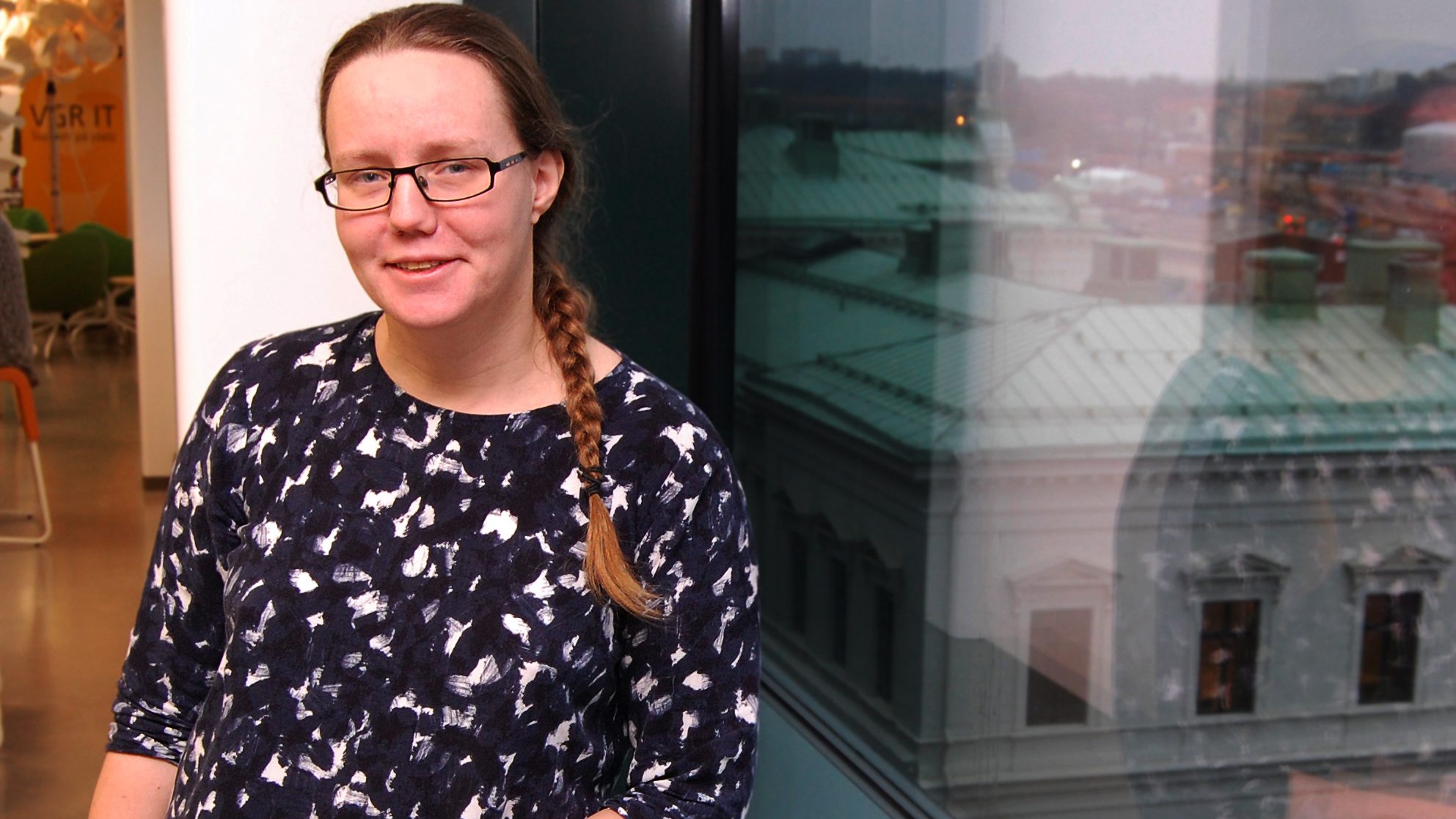 Hanna Svensson erbjuder Västra Götalandsregionen att få ta del av hennes kunskaper och erfarenheter i egenskap av patient och civilingenjör.