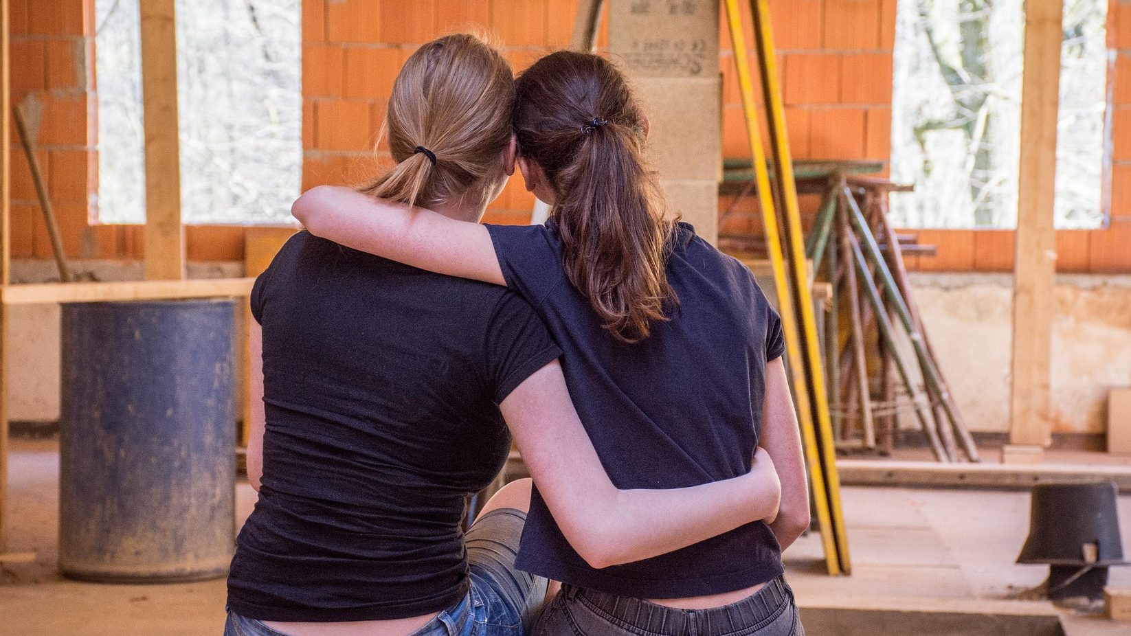 Att bry sig om sin familj och sina vänner är de egenskaper som invånarna i Västra Götaland beundrar mest enligt en undersökning från Göteborgs Universitet.