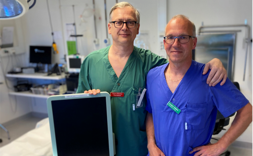 Darius Ribokas tillsammans med kollegan Anders Edebo. Bild: Josefina Brattö.