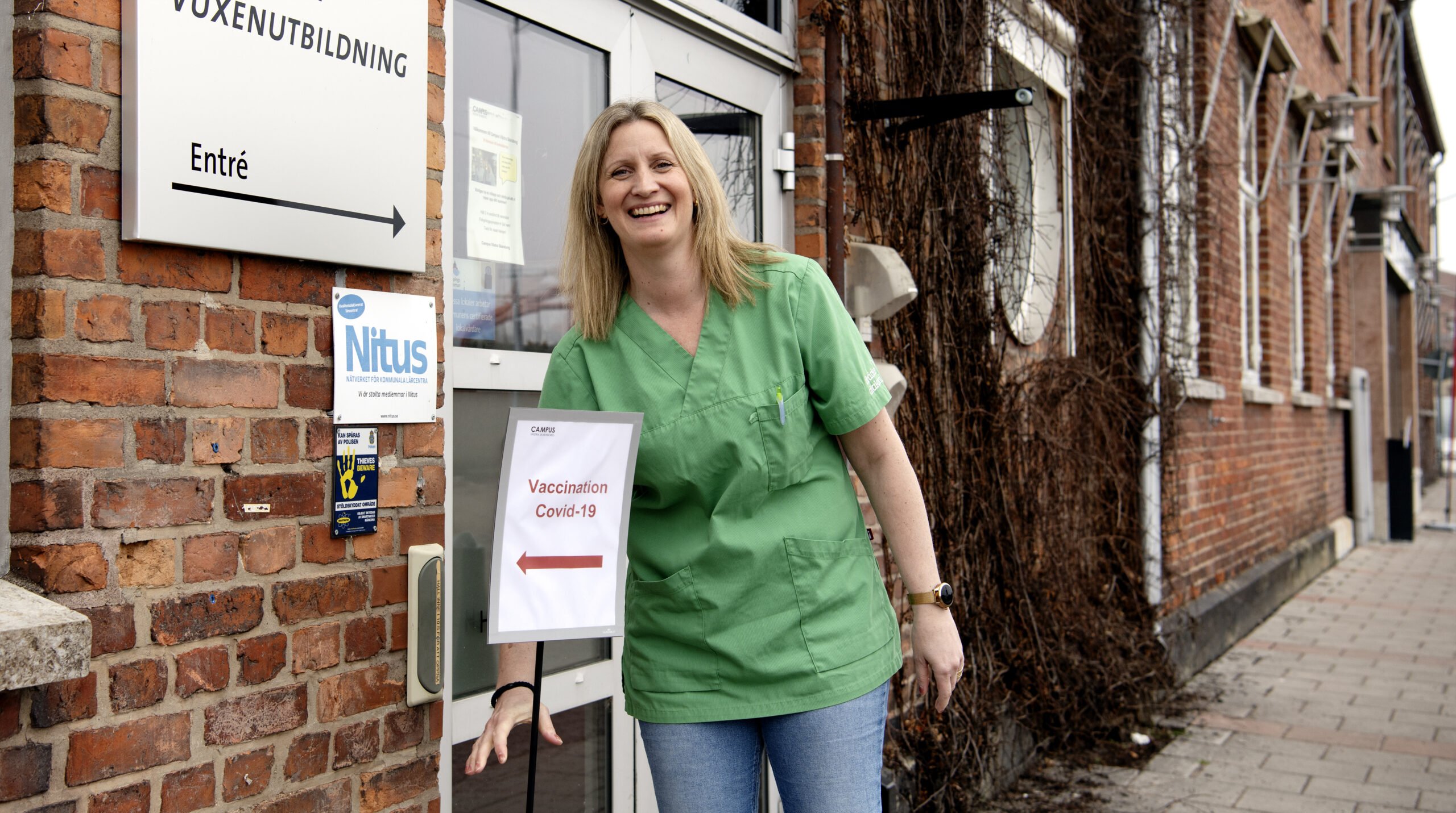 Sandra Josefsson utanför Campus Lidköping